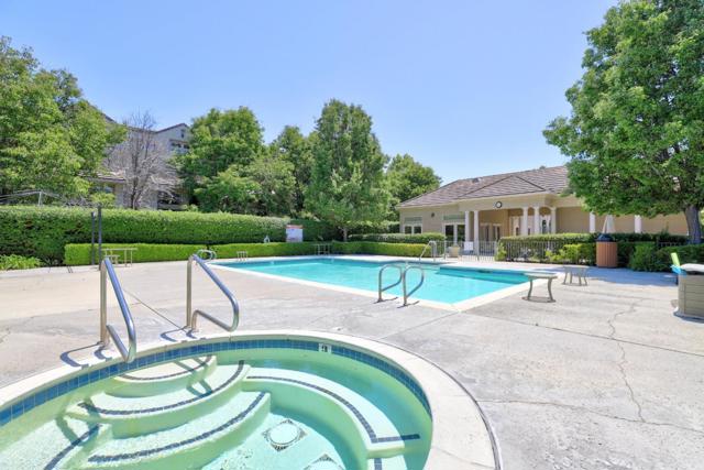 150 Holly Court, Mountain View CA: https://media.crmls.org/mediaz/a3f13b15-14d1-41a5-8a39-60fa49ad5994.jpg