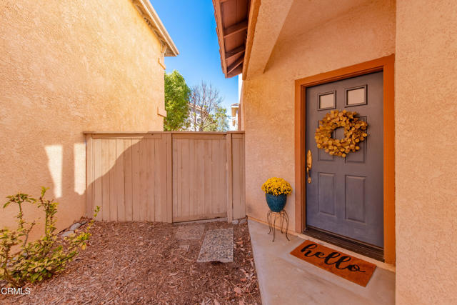 1529 La Verada Court, Camarillo CA: https://media.crmls.org/mediaz/a3f29237-b306-4777-97ef-2186491ad89b.jpg