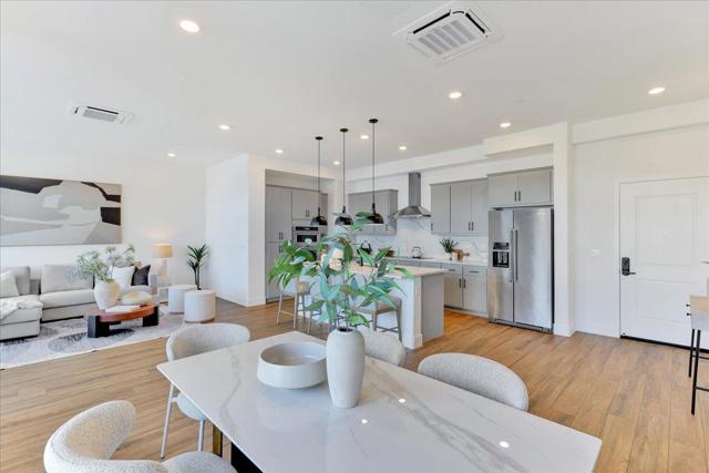 210 Waters Park Circle, San Mateo CA: https://media.crmls.org/mediaz/a3f2e844-d567-4999-a01d-5fcddf789190.jpg
