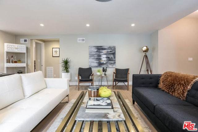 9016 Dicks Street, West Hollywood CA: https://media.crmls.org/mediaz/a3f6a100-4909-4592-9bda-75afd4a2325e.jpg