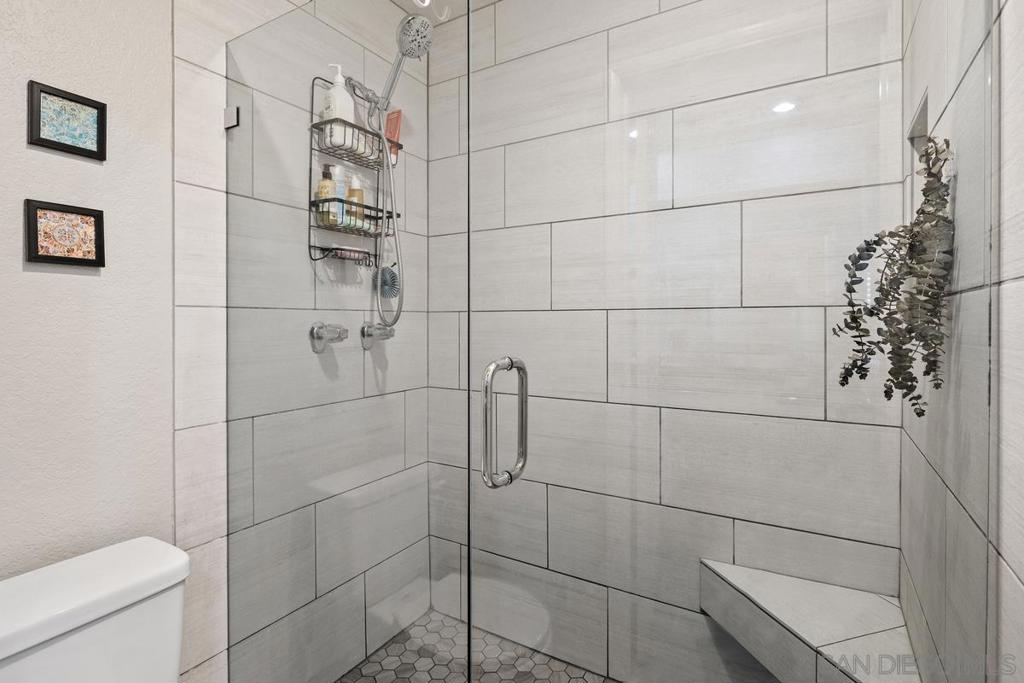 5605 Friars - photo 18