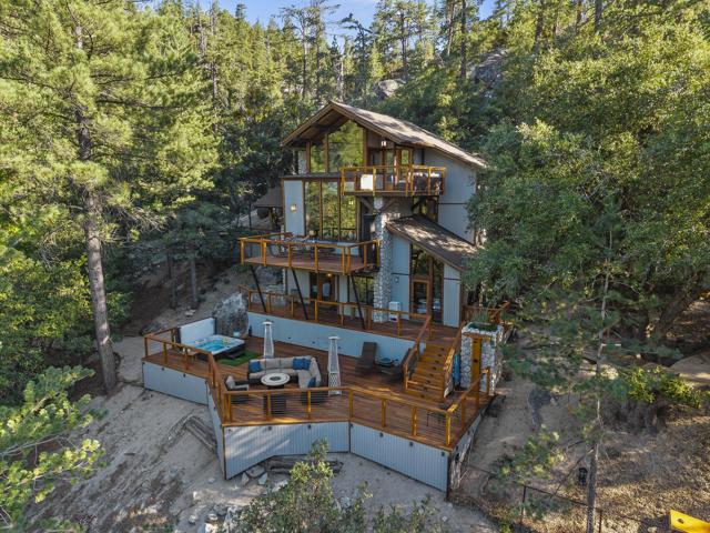 54789 Wildwood Drive, Idyllwild CA: https://media.crmls.org/mediaz/a3f7e966-b8d9-4ec6-bbc8-f5450837584b.jpg