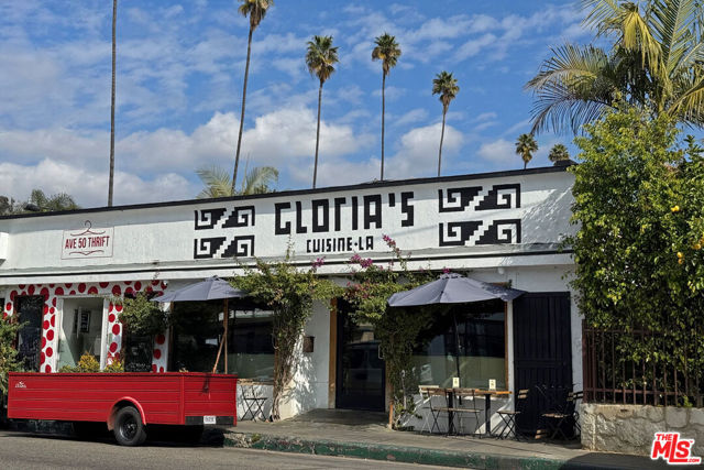 4781 Marmion Way, Los Angeles CA: https://media.crmls.org/mediaz/a3f92cb2-ad6d-4242-aeff-25ec982c4d53.jpg