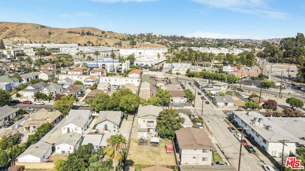 MLS #25595935 image #15