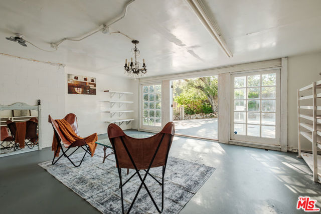 21316 Encina Road, Topanga CA: https://media.crmls.org/mediaz/a3faea5e-5514-42a4-a44e-ecaf52460471.jpg