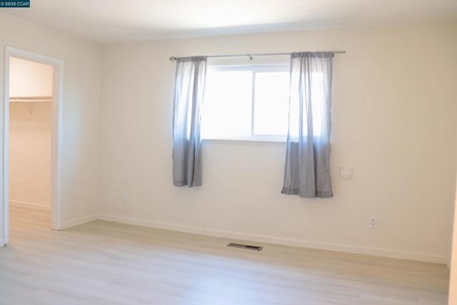 3804 Malibu, Pittsburg CA: https://media.crmls.org/mediaz/a3fb9a20-38e4-4131-805c-3bba6ae93c9e.jpg