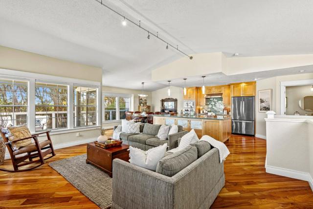 431 Canon Del Sol, Watsonville CA: https://media.crmls.org/mediaz/a3fbcd43-cd68-43eb-94c7-adde5b3c53b2.jpg