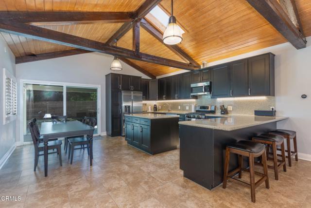 1091 Bradford Avenue, Camarillo CA: https://media.crmls.org/mediaz/a3fbe84c-dd7f-4fac-884a-bdb65939a0f9.jpg