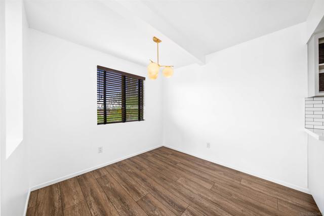 9302 Twin Trails Dr, San Diego CA: https://media.crmls.org/mediaz/a3fc24d1-5bed-4ac1-8a62-a569564cad68.jpg