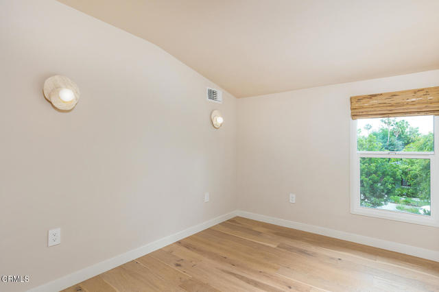 Detail Gallery Image 23 of 40 For 987 Bell St, Pasadena,  CA 91104 - 4 Beds | 5 Baths