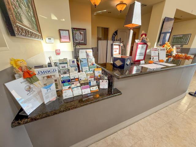 2701 Via Calderia, Palm Desert CA: https://media.crmls.org/mediaz/a3fcb760-ae13-4efe-a521-b09ca44e9ab1.jpg