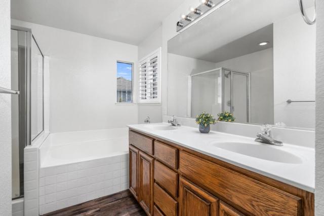 4325 Heritage Place, Stockton CA: https://media.crmls.org/mediaz/a3fe1cf4-1b4d-4b98-94dd-be65d0c2a98e.jpg