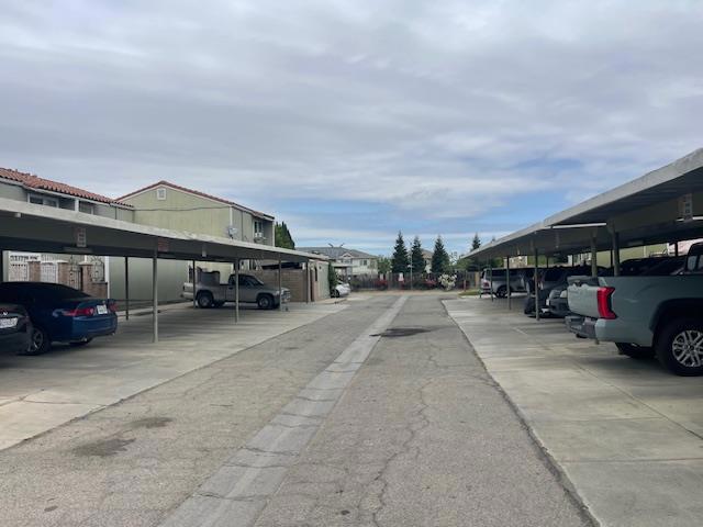 1216 San Antonio Drive, King City CA: https://media.crmls.org/mediaz/a3fed923-7900-4073-9add-4ef2f423b183.jpg
