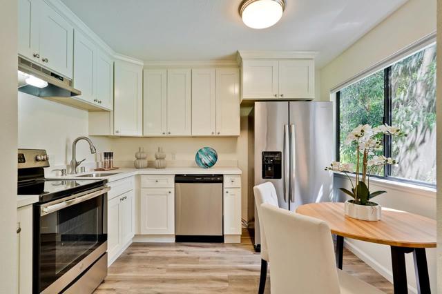954 Kiely Boulevard, Santa Clara CA: https://media.crmls.org/mediaz/a3ff5793-3b42-4bfe-8fe1-8aefe5bc6a79.jpg