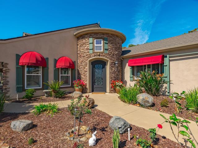 30419 Canyon Estates Road, Vista CA: https://media.crmls.org/mediaz/a3ffb753-e3c0-4297-b97f-398e68df976a.jpg