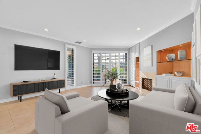 7301 Vista Del Mar, Playa del Rey CA: https://media.crmls.org/mediaz/a4023f8c-84cc-4375-a2e2-2e09d8894cce.jpg