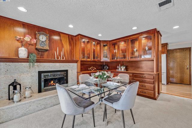 5645 Lemke Pl, Fremont CA: https://media.crmls.org/mediaz/a4029c7f-752a-4b7c-af2b-0ed8d5925b1e.jpg