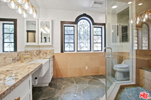 3553 Cody Road, Sherman Oaks CA: https://media.crmls.org/mediaz/a403432d-2c0e-49ce-a2c6-9c0b2d45d47c.jpg