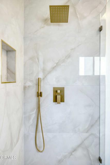 Detail Gallery Image 23 of 29 For 7046 Murietta Ave, Van Nuys,  CA 91405 - 4 Beds | 2 Baths