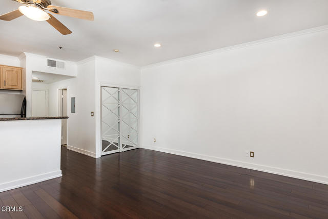 Detail Gallery Image 8 of 26 For 300 N El Molino Ave #309,  Pasadena,  CA 91101 - 0 Beds | 1 Baths
