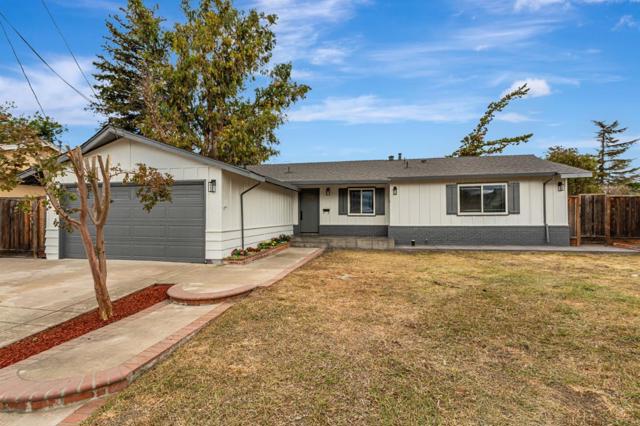 6883 Langmuir Lane, Dublin CA: https://media.crmls.org/mediaz/a4062dcf-0346-4b24-9410-dc790151c2e8.jpg