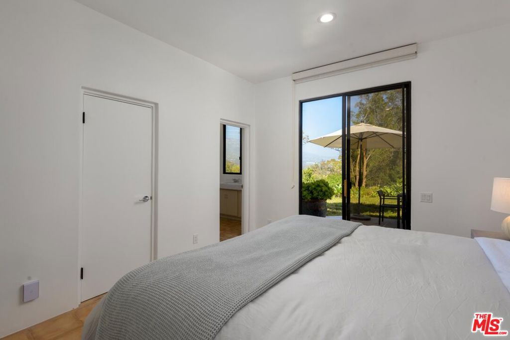 MLS #25560873 img 18