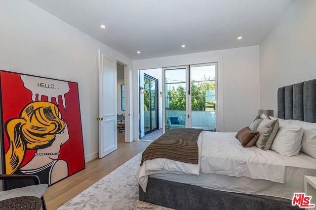 12509 W Sunset Boulevard, Los Angeles CA: https://media.crmls.org/mediaz/a4071f03-cefc-40bc-97c5-b58112b38021.jpg