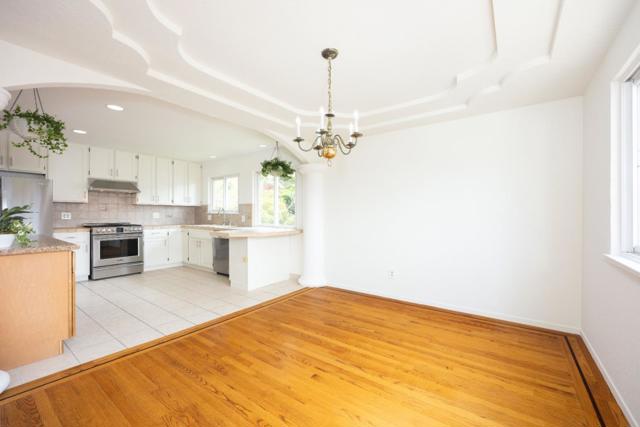 511 Buel Avenue, Pacifica CA: https://media.crmls.org/mediaz/a407ae4c-5893-4b02-9a14-3c1c339ddb09.jpg