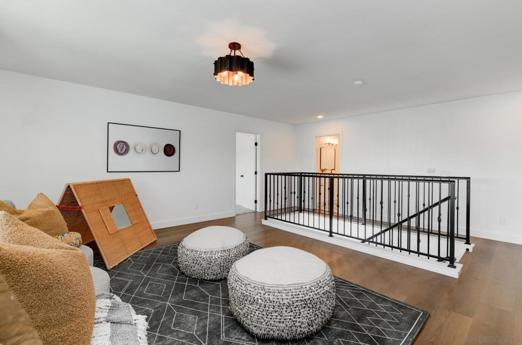 2904 Levante St - photo 14