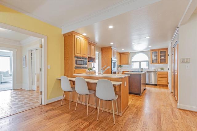 137 S 17th Street, San Jose CA: https://media.crmls.org/mediaz/a408f7f8-bc7d-4445-b158-3ae50041512f.jpg