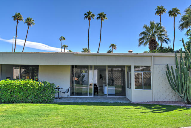 314 Desert Lakes Drive, Palm Springs CA: https://media.crmls.org/mediaz/a4091089-c6eb-4c4f-b2fd-0b7ff091b1bb.jpg