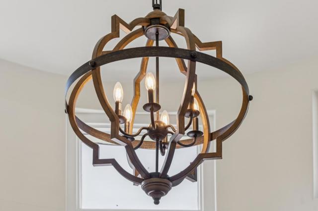 830 Monte Rosa Drive, Menlo Park CA: https://media.crmls.org/mediaz/a40925e9-ba63-43e6-a759-17807d1dd09f.jpg