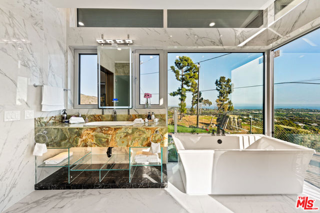 3 Bed Home for Sale in Malibu, California