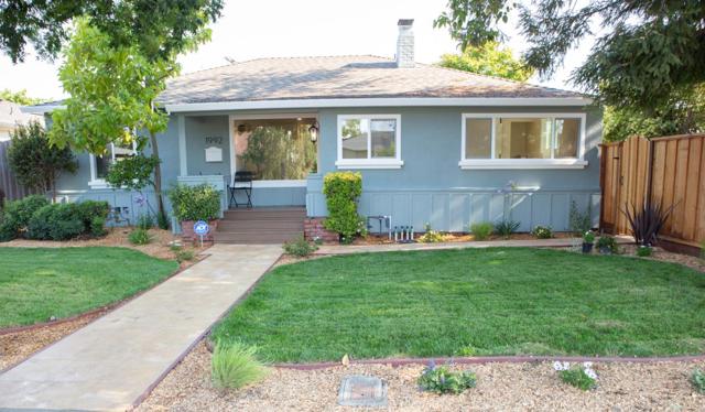 1992 De La Pena Avenue, Santa Clara CA: https://media.crmls.org/mediaz/a409c92f-bf46-4624-a1be-3591fef5ca56.jpg