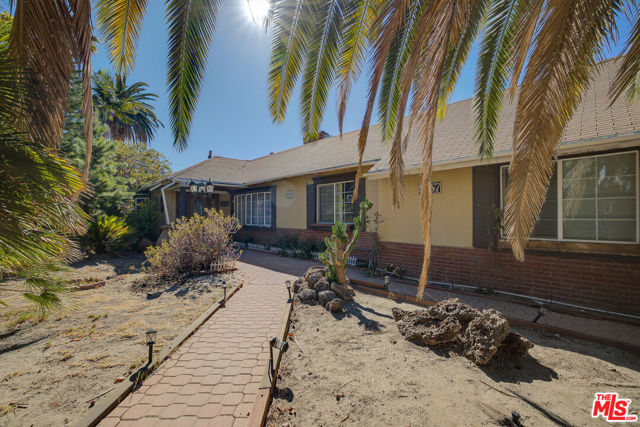 5857 Fulton Avenue photo 2