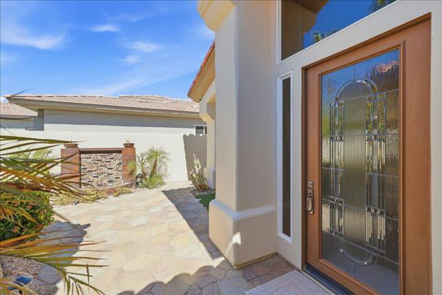 370 Gold Canyon Drive, Palm Desert, CA 92211