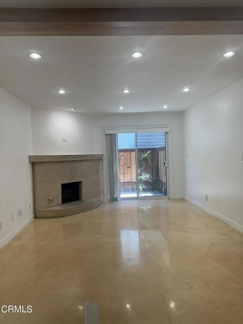 Detail Gallery Image 4 of 16 For 15511 Sherman Way #35,  Van Nuys,  CA 91406 - 1 Beds | 1 Baths