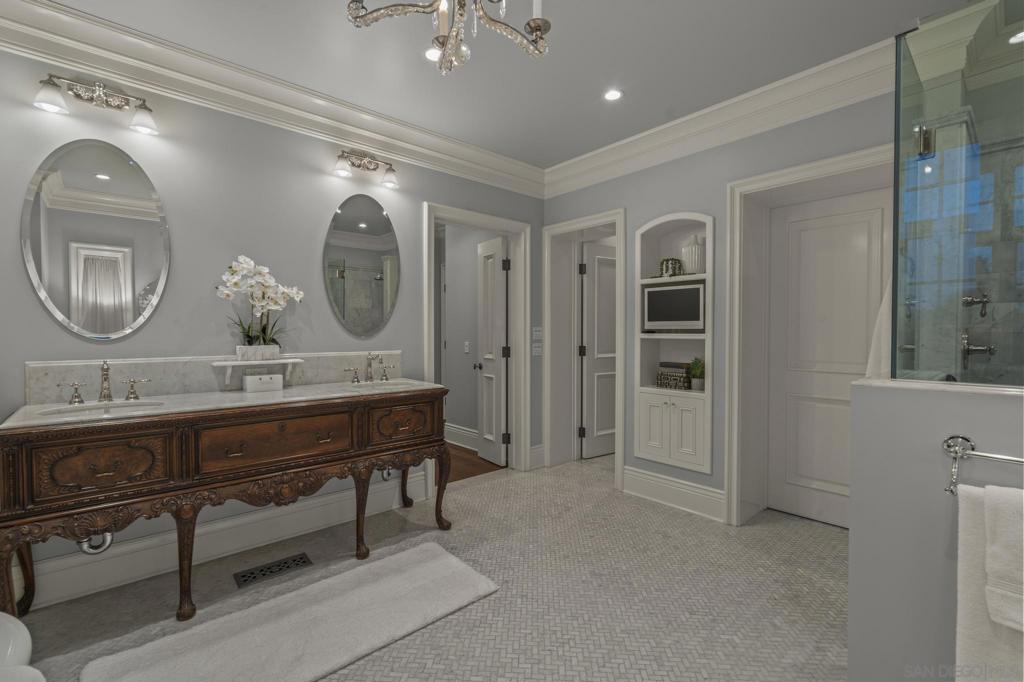 MLS #250035031SD image #43