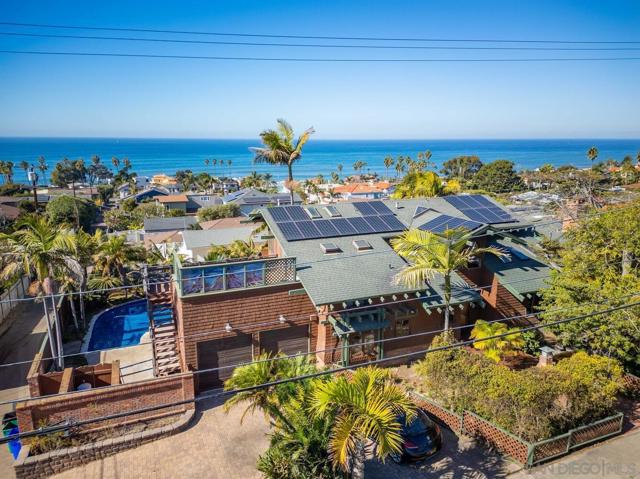 936 Cornish, San Diego CA: https://media.crmls.org/mediaz/a40d0e0e-d6fd-4791-ba7c-126b99660a06.jpg