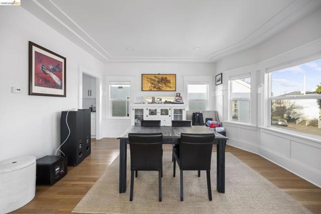 Image 19 of 42 For 4045 Manila Ave