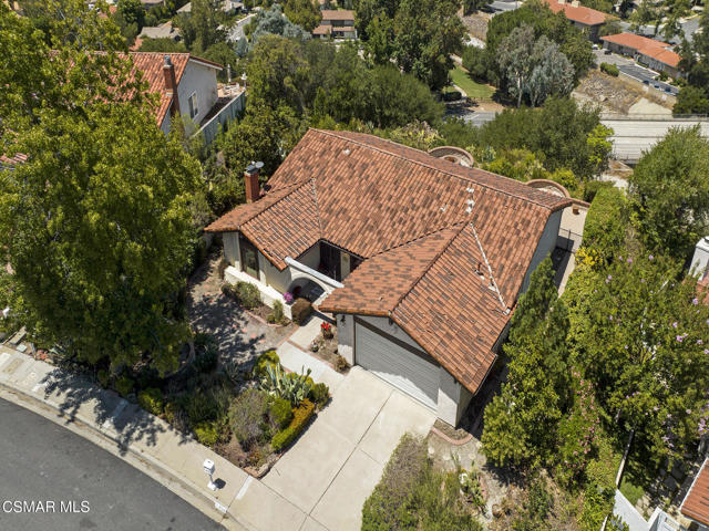 2031 Channelford Road, Westlake Village CA: https://media.crmls.org/mediaz/a40ec547-fafa-4c91-96b4-7e8ff283db53.jpg