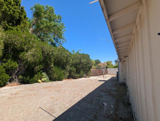 2356 N Blando Road, Palm Springs CA: https://media.crmls.org/mediaz/a40f104c-81a3-4540-93e2-a08d9cba8f51.jpg