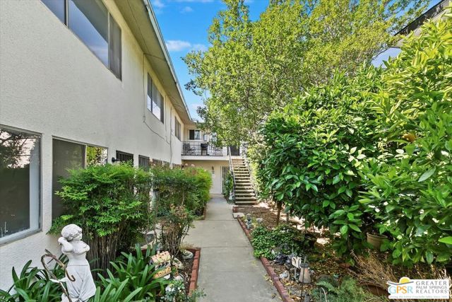 171 E Ralston Avenue, San Bernardino CA: https://media.crmls.org/mediaz/a40f3cfc-f1de-4fcf-905f-56a3327f85fb.jpg