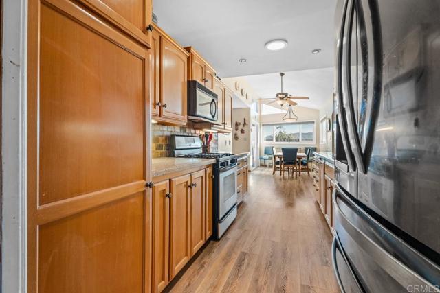 Detail Gallery Image 10 of 49 For 4057 Calavo Dr, La Mesa,  CA 91941 - 3 Beds | 2 Baths