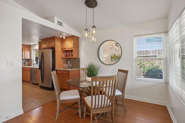 Image 14 of 39 For 9914 Jamestown Street
