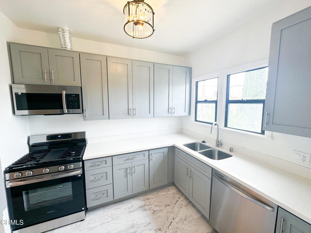 1540 E Wilson Avenue #B