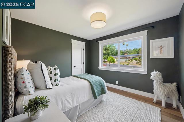 3108 Del Oceano Dr, Lafayette CA: https://media.crmls.org/mediaz/a4107c84-3566-417d-b6a3-169d48909677.jpg