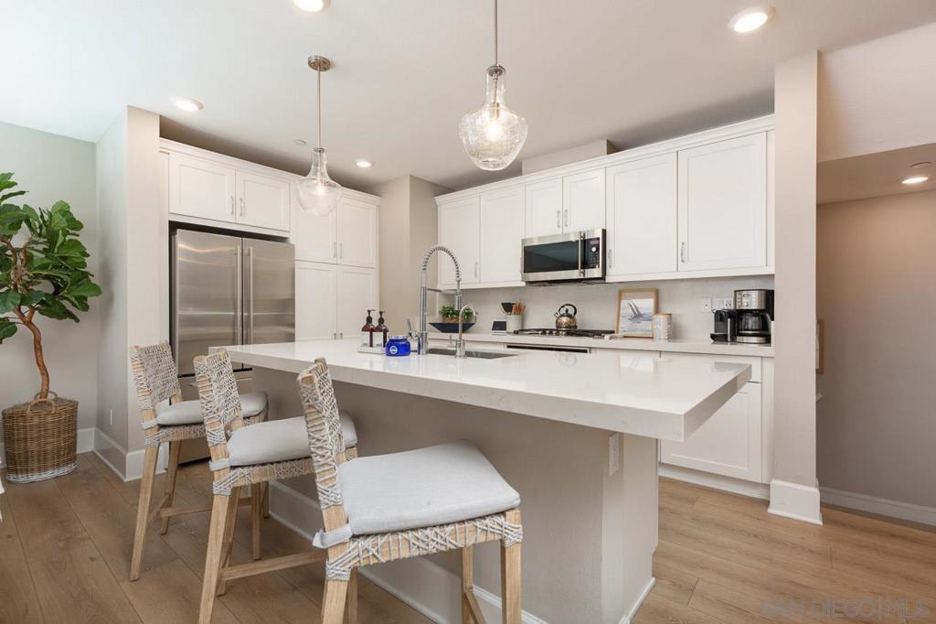 MLS #250044593SD image #5