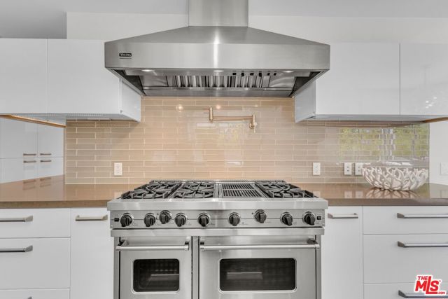 15514 CASIANO Court, Los Angeles CA: https://media.crmls.org/mediaz/a410ef98-d5d6-4cbf-add6-66bbbd0fe6ac.jpg
