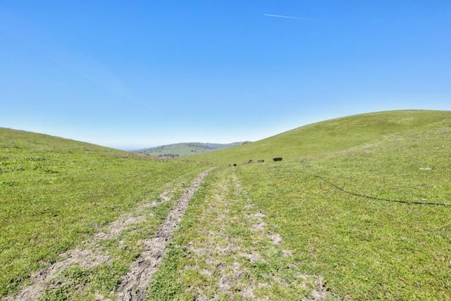 0 Bella Madeira Lane, San Jose CA: https://media.crmls.org/mediaz/a411c676-ace6-4798-866b-7ee6fb43896d.jpg